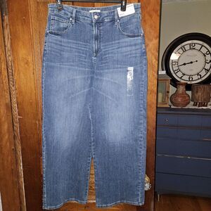 NWT Liz Claiborne Denim Jeans Wide Leg High Rise Parkside Wash Size‎ 14 Whisker